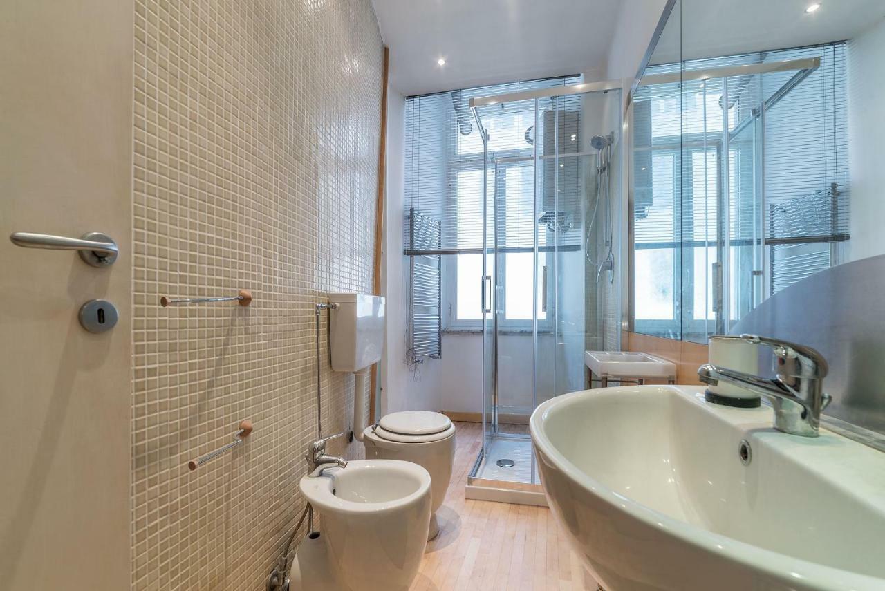 San Giovanni & Colosseo Roomy Flat Рим Экстерьер фото