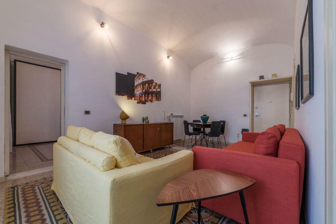 San Giovanni & Colosseo Roomy Flat Рим Экстерьер фото