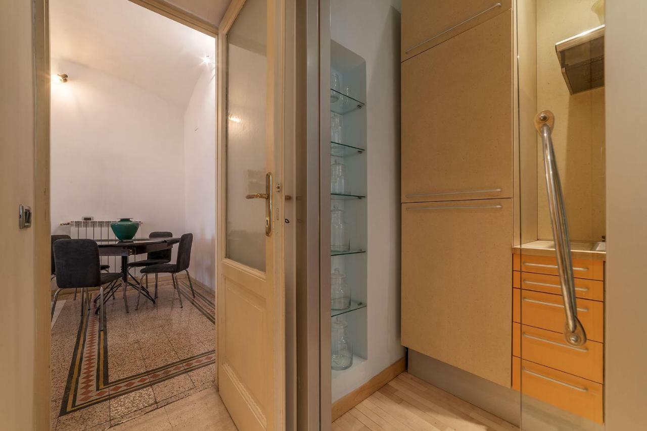 San Giovanni & Colosseo Roomy Flat Рим Экстерьер фото